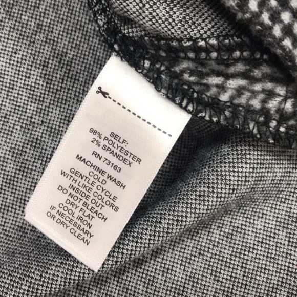 CG Sport Cozy Glen Plaid Print Thumbhole Sweater - Picture 5 of 6